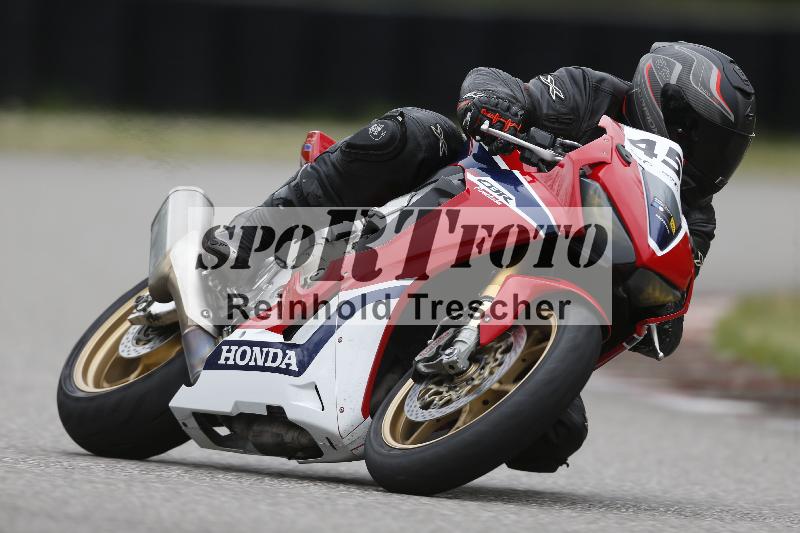 Archiv-2025/06 18.04.2025 Speer Racing ADR/Gruppe gelb/454